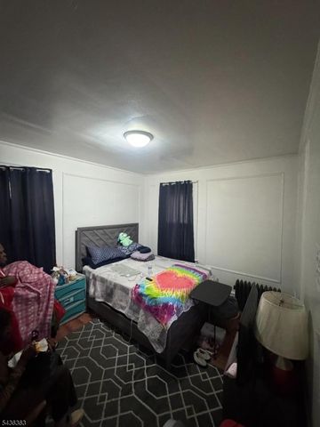 5 Mapes Ter, Newark City, NJ 07112