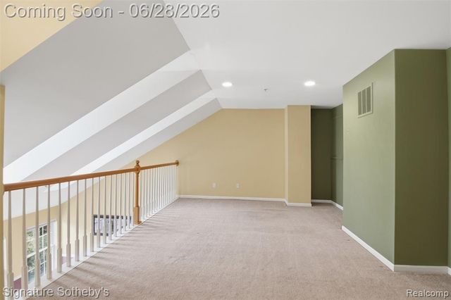 1091 Beaver Run, Troy, MI 48083