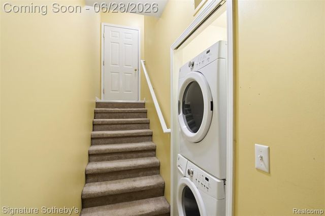 1091 Beaver Run, Troy, MI 48083