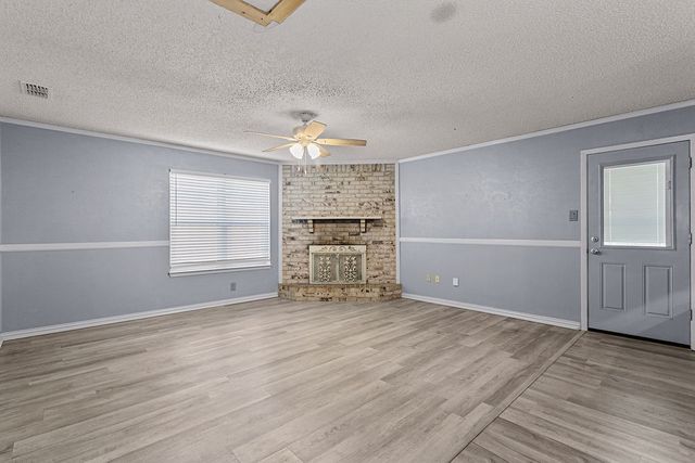223 Countryside Drive, Arlington, TX 76014