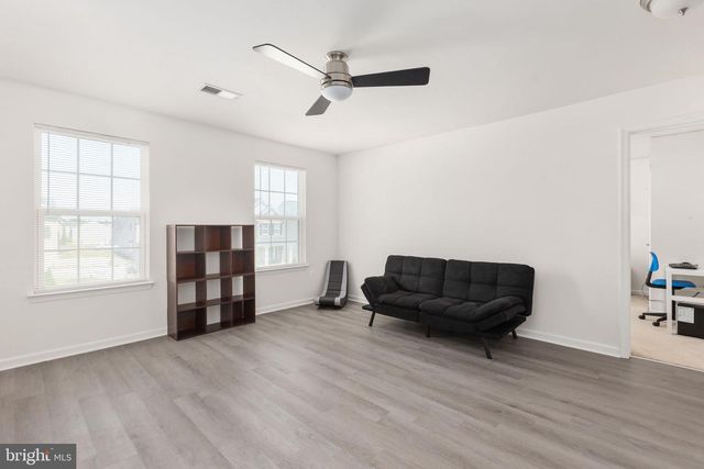 5812 SPRUCE VALLEY DR, Fredericksburg, VA 22407