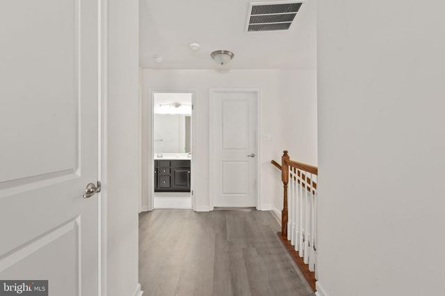 5812 SPRUCE VALLEY DR, Fredericksburg, VA 22407