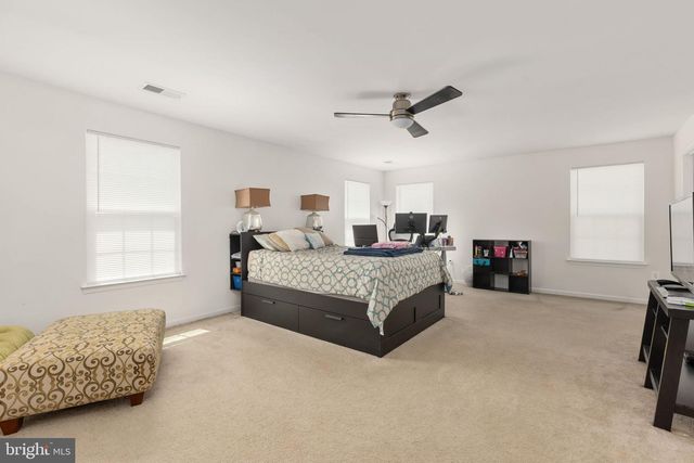 5812 SPRUCE VALLEY DR, Fredericksburg, VA 22407