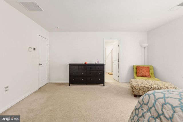 5812 SPRUCE VALLEY DR, Fredericksburg, VA 22407