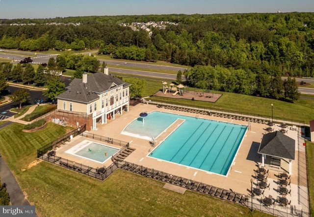 5812 SPRUCE VALLEY DR, Fredericksburg, VA 22407