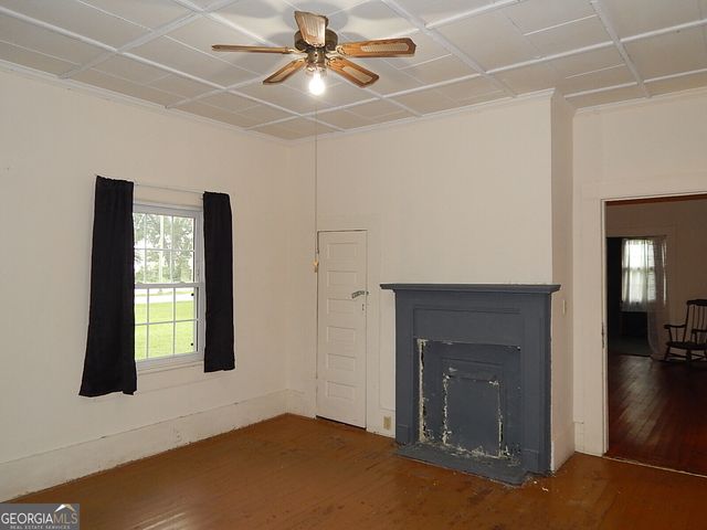 46 E Calhoun Street, Reynolds, GA 31076