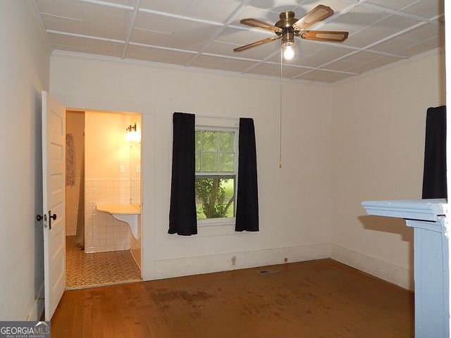 46 E Calhoun Street, Reynolds, GA 31076