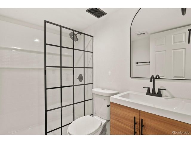8771 Carr Loop, Arvada, CO 80005