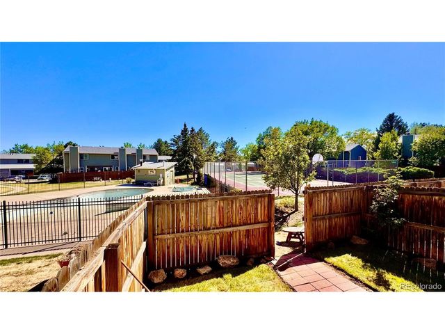 8771 Carr Loop, Arvada, CO 80005