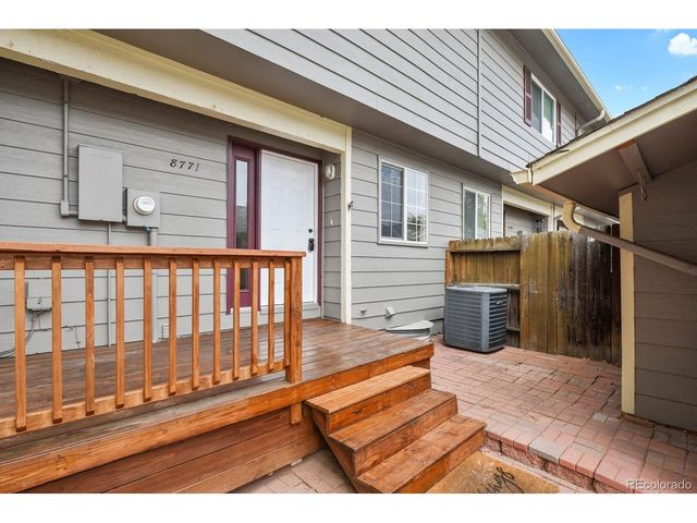 8771 Carr Loop, Arvada, CO 80005
