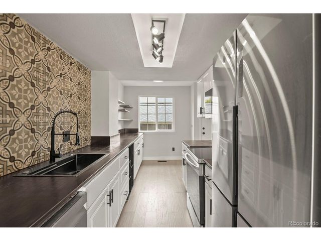 8771 Carr Loop, Arvada, CO 80005