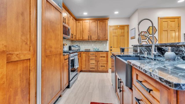 13451 Desert Hills Place NE, Albuquerque, NM 87111