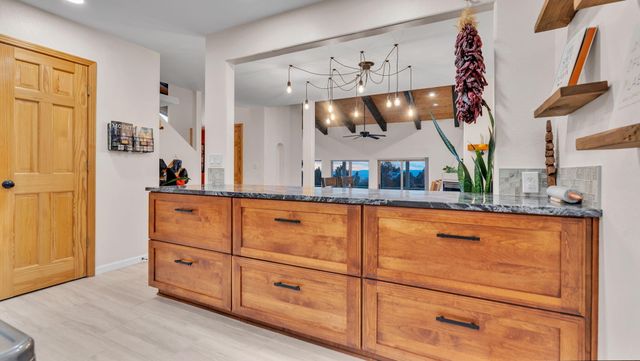 13451 Desert Hills Place NE, Albuquerque, NM 87111