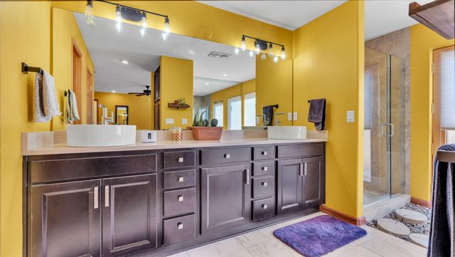 13451 Desert Hills Place NE, Albuquerque, NM 87111