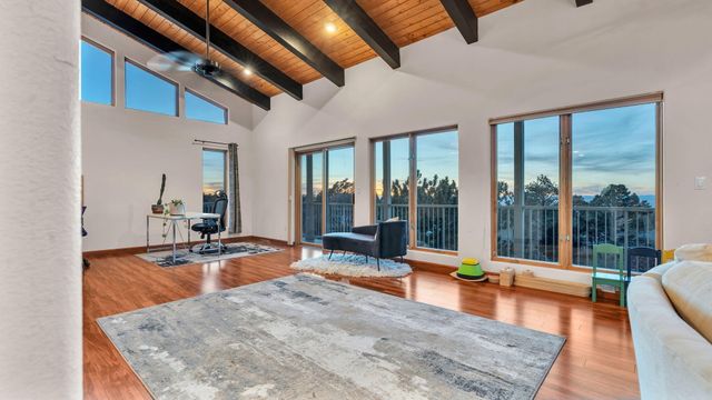 13451 Desert Hills Place NE, Albuquerque, NM 87111