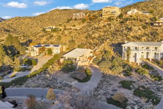 13451 Desert Hills Place NE, Albuquerque, NM 87111