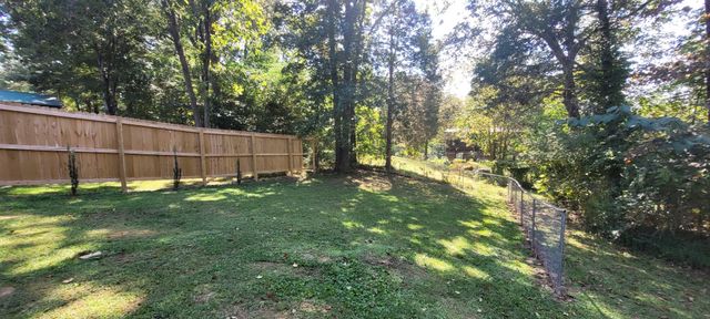 141 General Buckner Dr, Dover, TN 37058