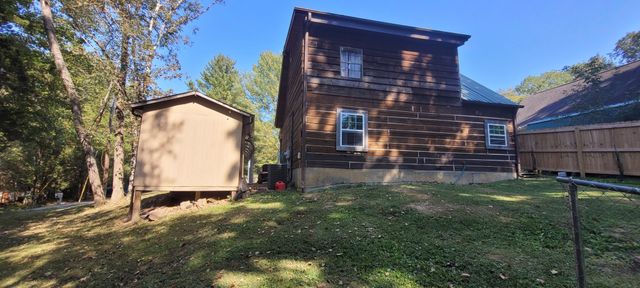 141 General Buckner Dr, Dover, TN 37058