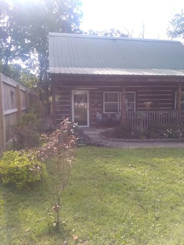 141 General Buckner Dr, Dover, TN 37058
