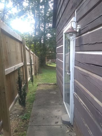 141 General Buckner Dr, Dover, TN 37058