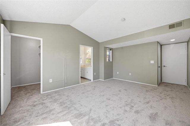14380 Foothill Blvd 1, Los Angeles, CA 91342