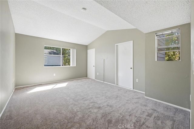 14380 Foothill Blvd 1, Los Angeles, CA 91342
