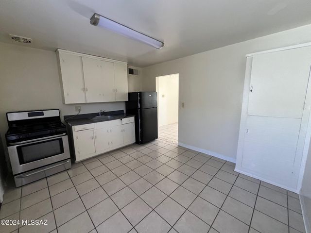 4123 E North St Unit C, Tucson, AZ 85712