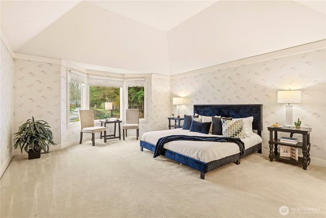 1726 Bellevue Way NE, Bellevue, WA 98004