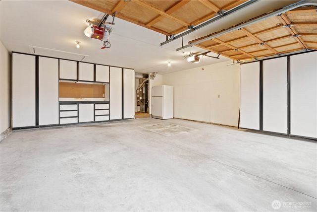 1726 Bellevue Way NE, Bellevue, WA 98004