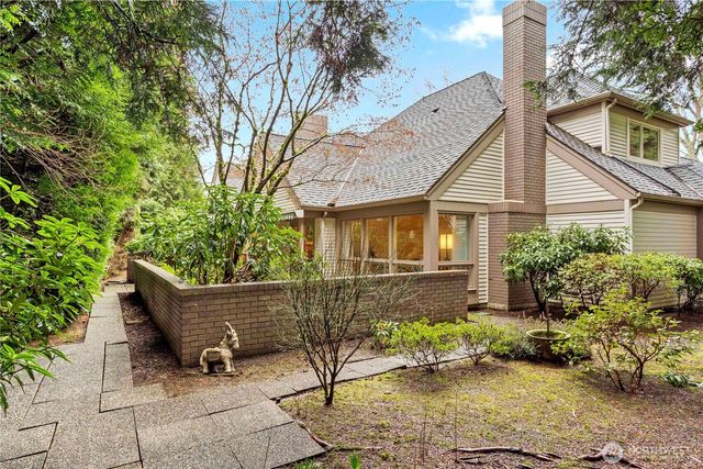 1726 Bellevue Way NE, Bellevue, WA 98004