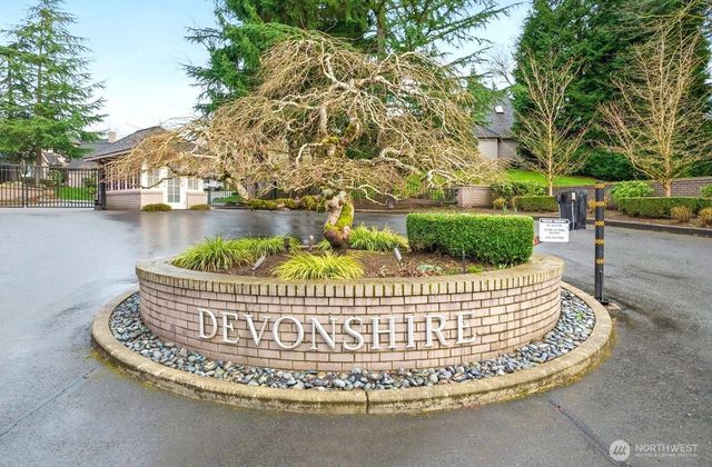 1726 Bellevue Way NE, Bellevue, WA 98004