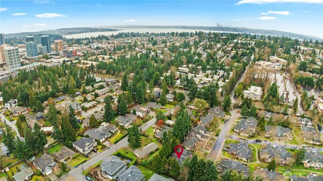 1726 Bellevue Way NE, Bellevue, WA 98004