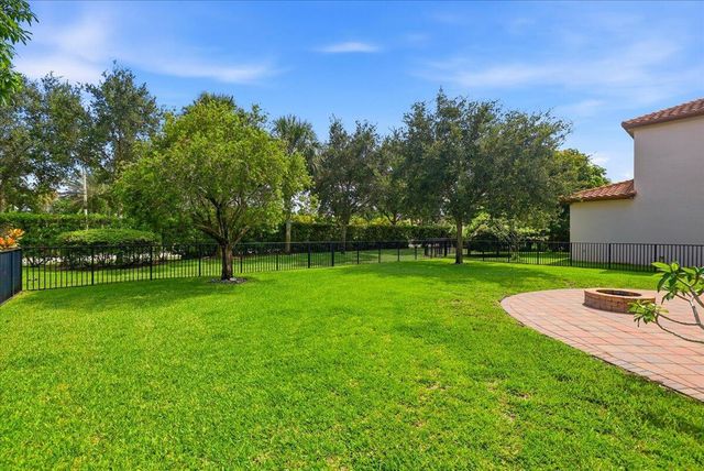 6370 Vireo Court, Lake Worth, FL 33463
