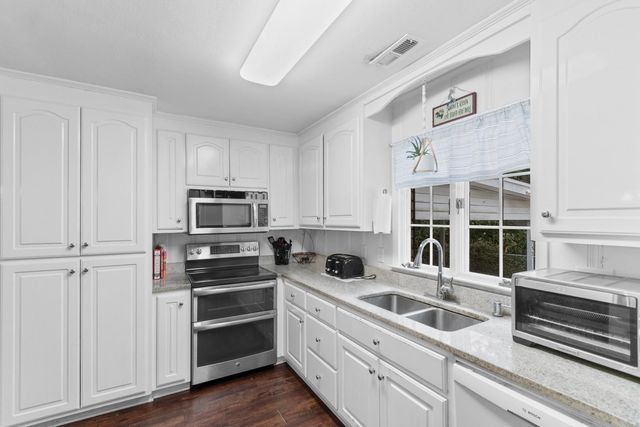 152 Busbee St., Conway, SC 29526