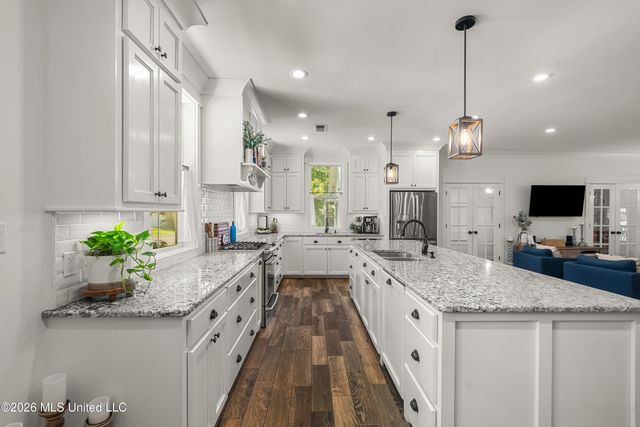 108 Baneberry Trace, Hattiesburg, MS 39402