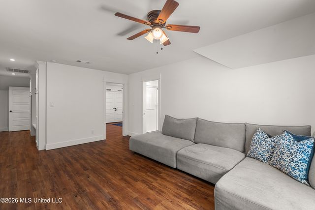 108 Baneberry Trace, Hattiesburg, MS 39402