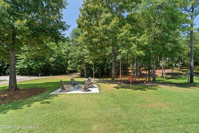 108 Baneberry Trace, Hattiesburg, MS 39402