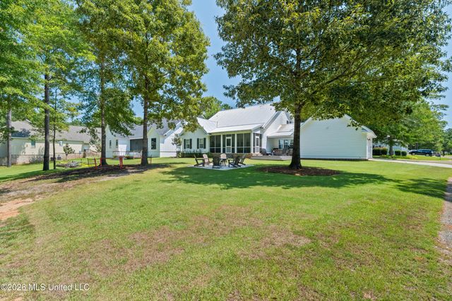 108 Baneberry Trace, Hattiesburg, MS 39402