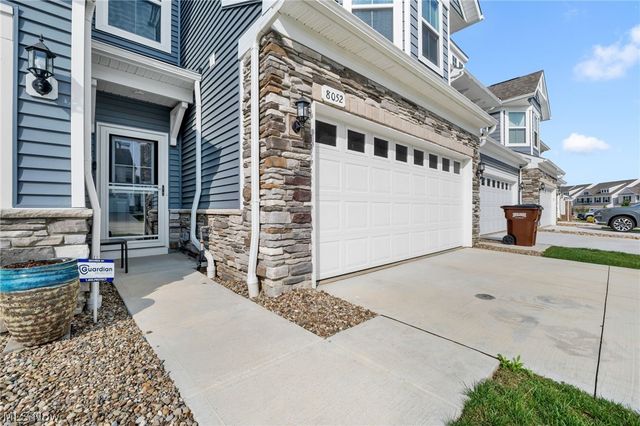805 Dipper Lane 2, Aurora, OH 44202