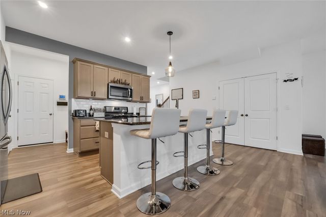 805 Dipper Lane 2, Aurora, OH 44202