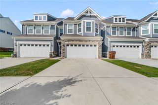 805 Dipper Lane 2, Aurora, OH 44202