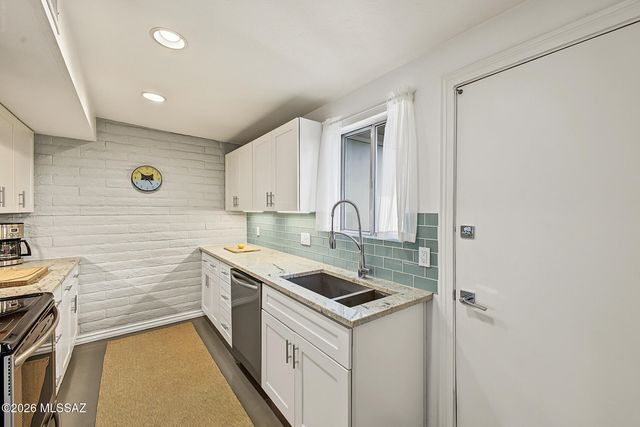 4310 E Presidio Road, Tucson, AZ 85712