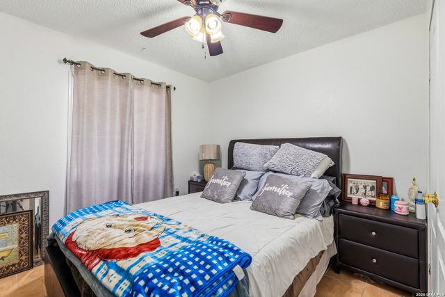 6650 Grist Mill St, Leon Valley, TX 78238