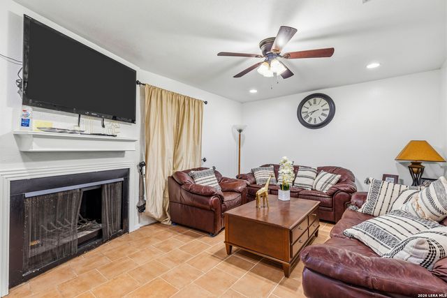 6650 Grist Mill St, Leon Valley, TX 78238