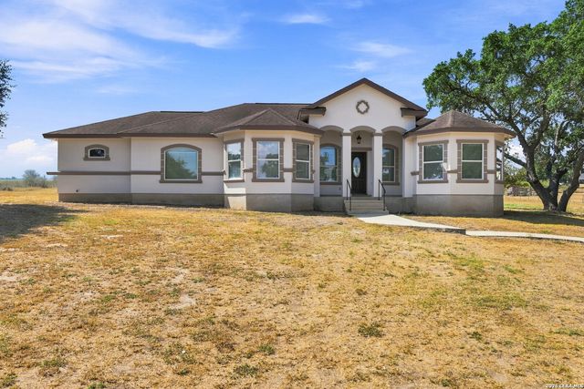 353 BIG OAK DR, Adkins, TX 78101