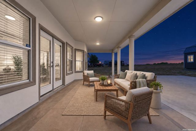 353 BIG OAK DR, Adkins, TX 78101