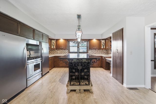 6336 N Carroll Road, Indianapolis, IN 46235