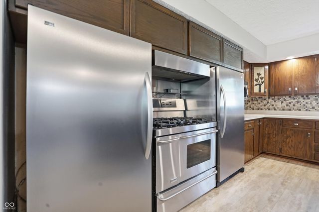 6336 N Carroll Road, Indianapolis, IN 46235