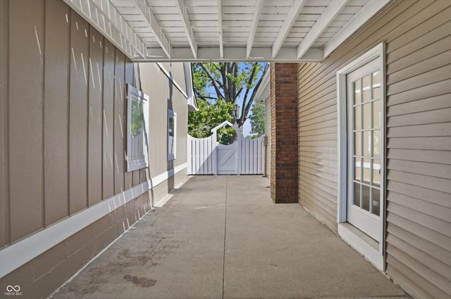 6336 N Carroll Road, Indianapolis, IN 46235