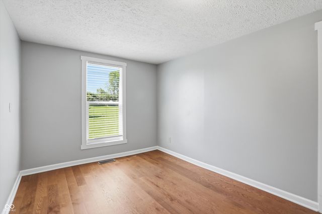 6336 N Carroll Road, Indianapolis, IN 46235